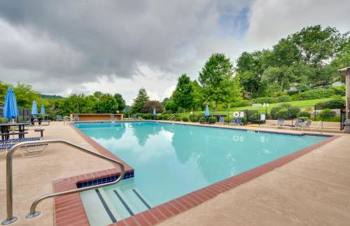 Stunning Dillard Home with Yard in Sky Valley! - Foto 42