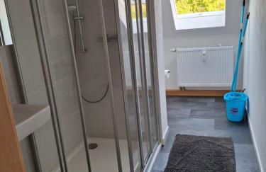 Schöne Vollausgestattete Monteurs- Gästewohnung nähe Raffinerie Leuna und Geiseltalsee für 2 Personen 0307 - Foto 5