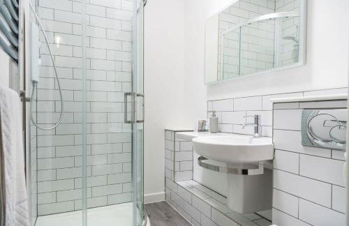 Waveside-Waterside with hot tubResort PoolGym - Foto 10