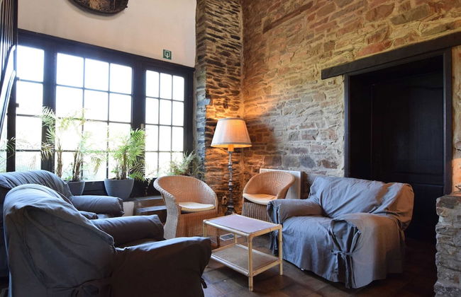 Authentic Holiday Home in Gouvy near Forest - Photo 15