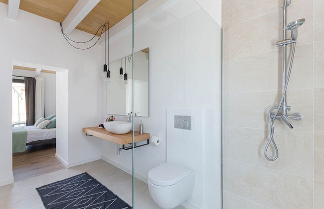 Villa With Private Terrace - Photo 21