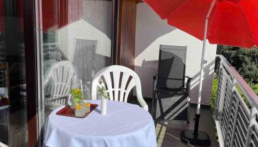 Ruhige Ferienwohnung mit Balkon und Bergsicht - Foto 3