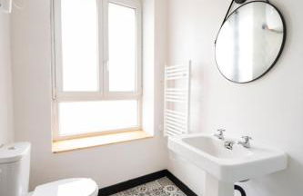 Élégante chambre avec salle de douche privative - Foto 11