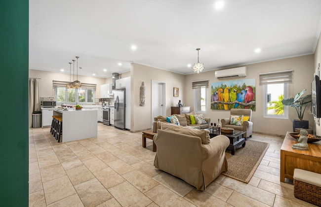 Amazing 4BR 3BA Villa Palm Beach w NEW Pool - Foto 10