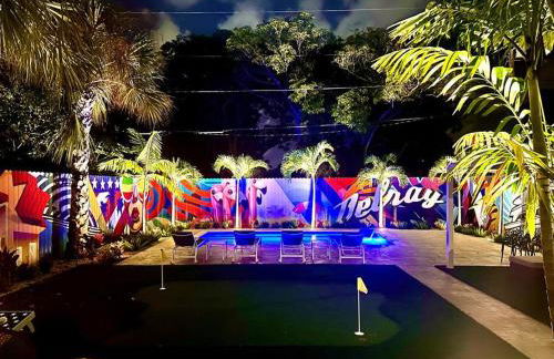 Exclusive Oasis, Exotic Pool & Miami Inspired Art - Foto 1