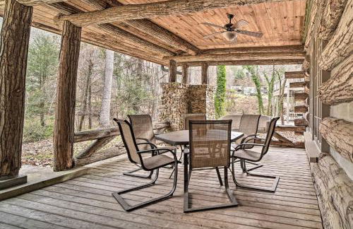Tranquil Smoky Mountain Cabin with Porch and Fire Pit - Foto 3