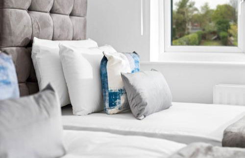 Stylish Four Bedroom House - Garden - Parking - Great Barr 110F - Foto 52