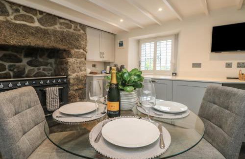 Bumblebee Cottage - Foto 10