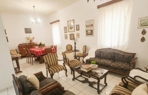 Iselia House - Photo 26