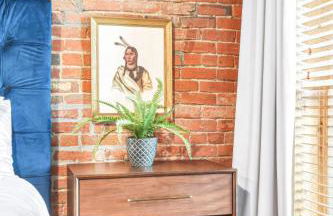 One-Of-A-Kind! Roll Up Garage Door-Pool, Speakeasy - Foto 47