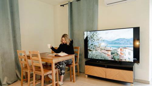 Casa Galya with private patio by GardaDoma - Foto 5