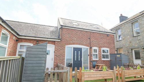 Pine Cottage - Photo 2