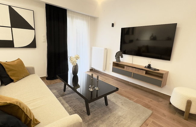 Acropolis Golden View Penthouse - Photo 11