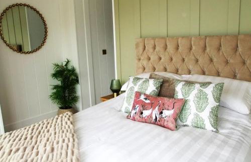 Phoenix Lodge - Luxury 2 ensuite bedrooms, lakeside views - Foto 24