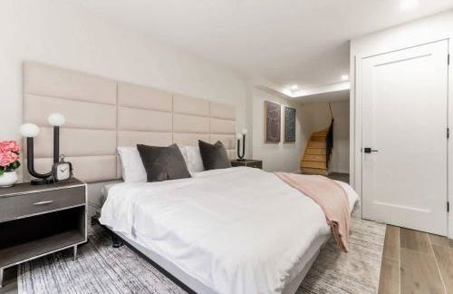 Luxury 3BR Duplex w Private Patio in Upper East - Foto 22