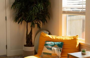 Reno's Biggest Little House - Cozy Home Theatre - Foto 12