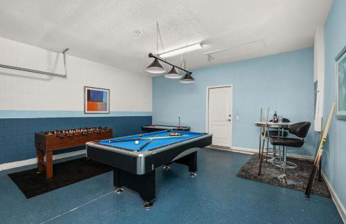 Heated Pool Lazy River Game Room 12 MI to Disney - Foto 26