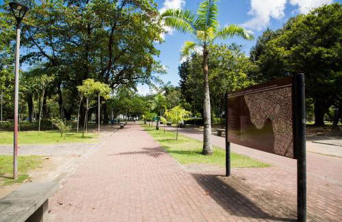 Best location in the north area. Duty free - Photo 31