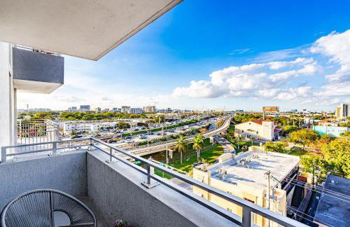 Gorgeous 3-Bed Retreat Mins from Bayside and Parking - Photo 30