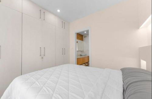 Luxury on the beachfront - Photo 14