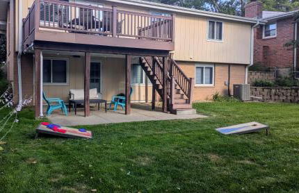 Central Location - 2 living spaces & covered patio! - Foto 29