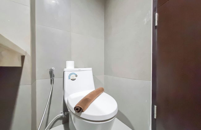 Good And Cozy Studio At Patraland Amarta Apartment - Photo 9