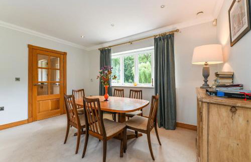 Woodland Cottage by inspirestays-com - Photo 11