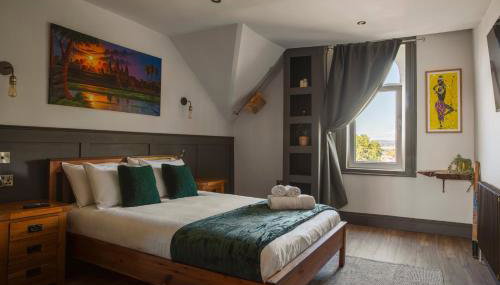 Cathedrals View - 2-4 bed Top-floor Apt in Exeter - Self Check in, Free Parking! - Foto 1