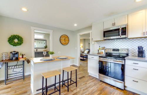 1 Mi to Historic Dtwn Dog-Friendly Everett Home! - Foto 4