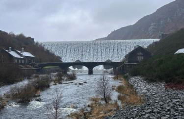 Ty Mawr, The Old School Holiday Homes - Pet Friendly - Foto 65
