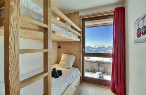 ARC 1600, LE RIDGE, Appartement 10 personnes Duplex Vue Montagne - ski aux pieds - Sauna, Hammam, Piscine, Salle de salle de sport-fitness - Foto 31