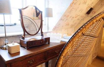 5 bedroom Manor with idyllic countryside views - Foto 28