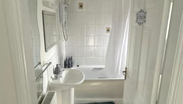 Beautiful Family-Friends 3 Bedroom Cosy Home Birmingham - Foto 2