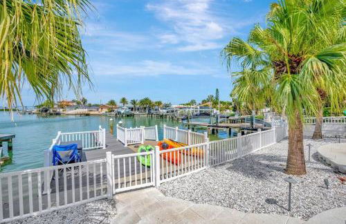 Island Paradise 3 Bed Waterfront/Heated Pool - Foto 36