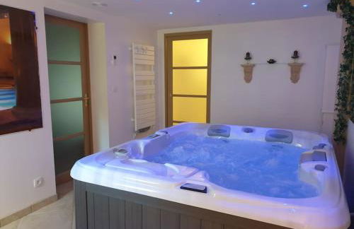 Villa Ohna - Gîte Romantique avec Spa Privé - Foto 5