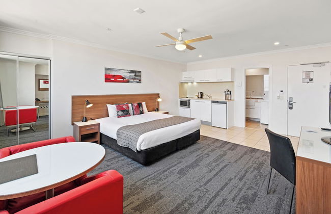 Hotel Diana South Brisbane - Photo 13