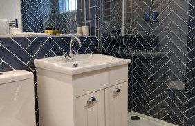 High Oaks Grange - Contemporary Lodges - Photo 12