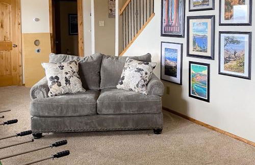 Breathtaking Mtn and Lake Views! Glacier Country Gem - Foto 51