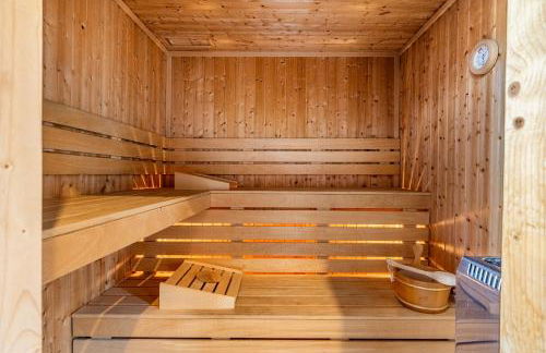 Extravagant 5-Bedroom Mansion - Foto 31