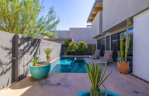 Stylish Gated TH + private heated pool + hot tub - Foto 7