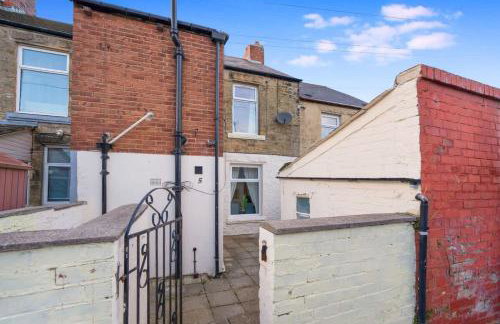 NEW! 4BR in Stanley - Photo 33