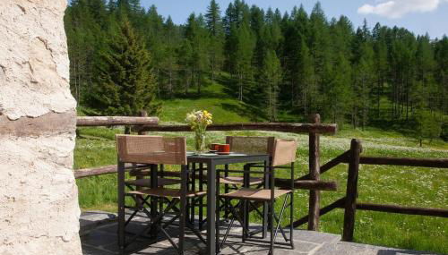 Casa Cantone Devero-baita storica con balcone e giardino, posizione comoda e soleggiata- spazio biciclette - Foto 4