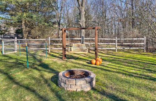 Pet-Friendly Beacon Area Vacation Rental 6 Acres - Foto 3