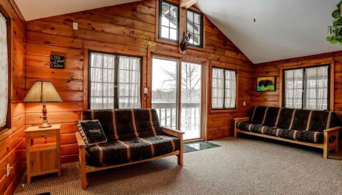 Stunning Cabin Getaway Surrounded by Towering Pine Trees in Walker, Minnesota - Foto 3