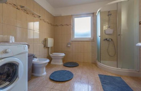 3 Bedroom Lovely Home In Savudrija - Foto 24