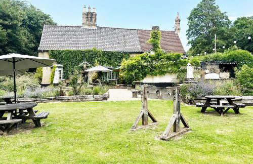 Brick Kiln Holdings by The Suffolk Cottage Collection - Photo 22