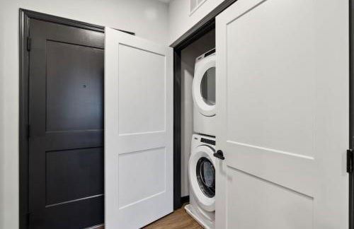 CozySuites Mass with parking lounge & roof deck #33 - Foto 10