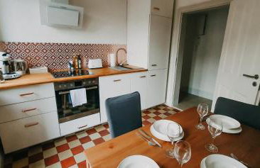 2BR Wohnen mit Aussicht in der malerischen Altstadt - gemütlich & zentral - Foto 32