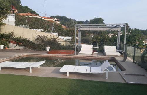 Villa con piscina privada, 2 jacuzzis y barbacoa - Photo 11