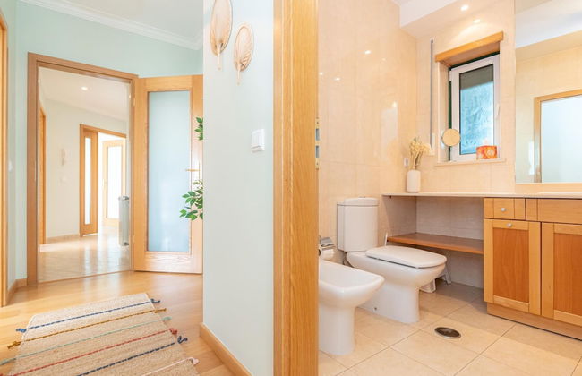 Atlantic Ocean Pool Apartment - Photo 34